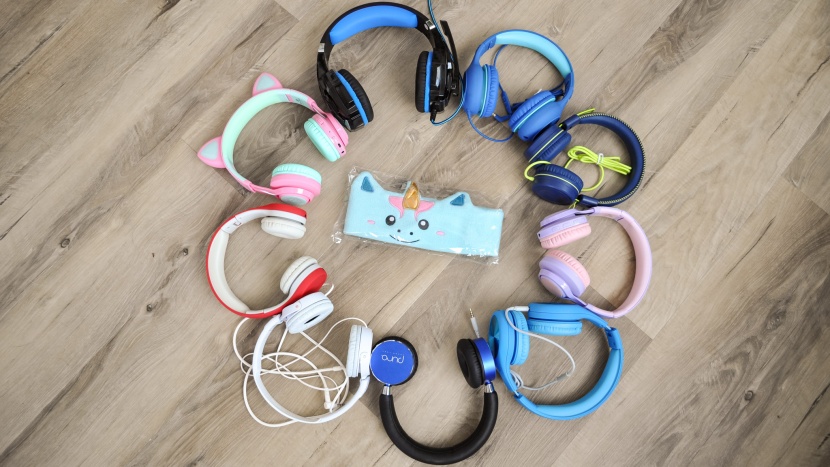 Children line up to test the top kids' headphones for this review.